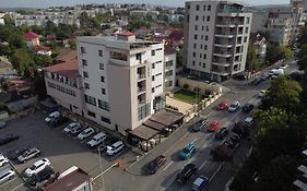 Hotel City